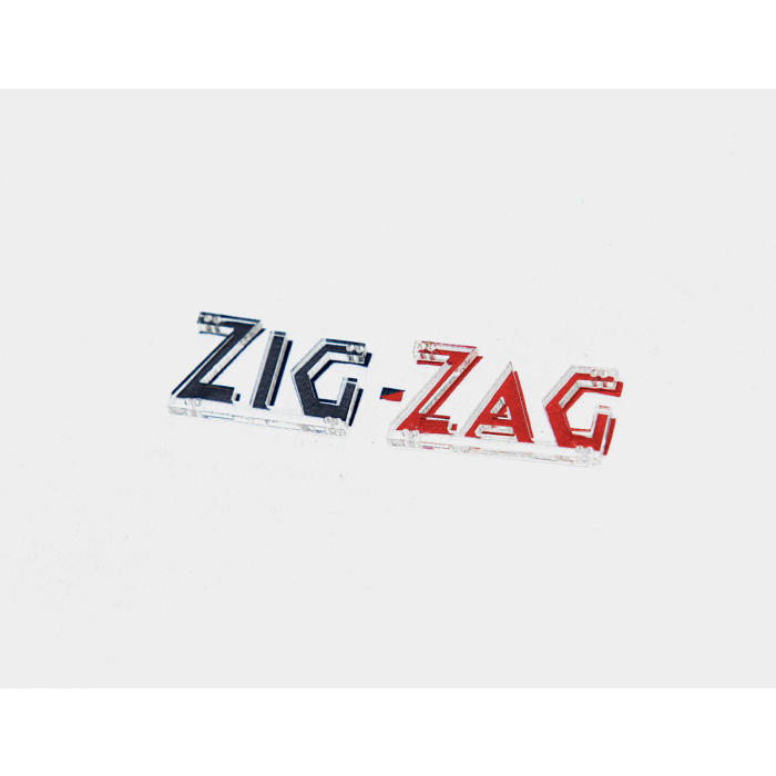 Zig-Zag® x 3-Dimensional Oversized White